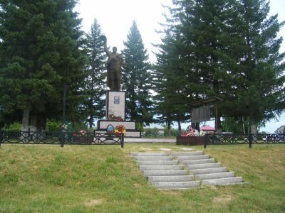 Памятник воинам, погибшим в годы Великой Отечественной войны (1941-1945 гг.)