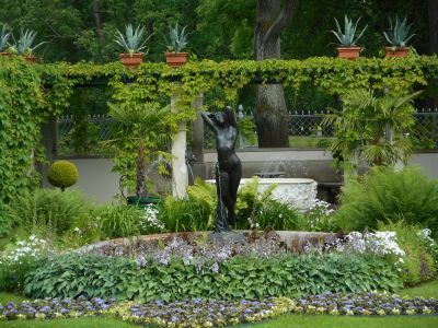 Статуя "Ночь"