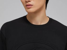 Лонгслив оверсайз силуэта