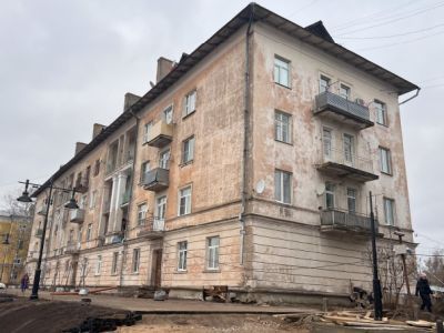 Дом жилой, юго-восточный корпус ансамбля