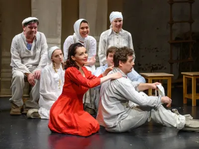 Билеты на Любовь и голуби / Театр | Афиша | ИнфоТаймс