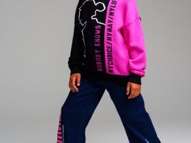 Свитер трикотажный для девочек