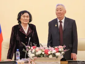 В Якутске отметили 90-летие заслуженного ветеринара России Тамары Каратаевой