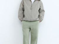 Ветровка с капюшоном, Бежевый