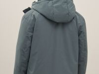 Куртка утепленная с отстегивающейся манишкой