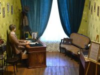 Музыкально-драматический театр им. М. М. Бровуна. Сцена на Садовом