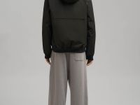 Ветровка-бомбер со съемным капюшоном