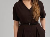 Приталенное платье миди со льном