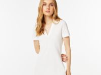 Женское платье Lacoste с v-образным вырезом