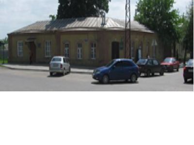 Дом с лавкой