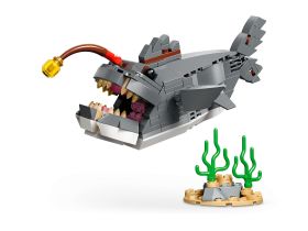 Creator 31381 Конструктор Свирепая акула с сундуком сокровищ