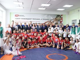 В Мархинской школе № 1 открыли зал для спортивной борьбы