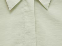 Блузка с коротким рукавом и отложным воротником