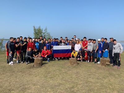 Якутские спортсмены приняли участие в патриотической акции #МойФлаг