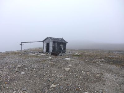 Домик полярной станции, построенный в 1934 году Папаниным Иваном Дмитриевичем