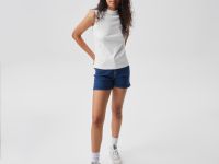 Женская футболка Lacoste приталенного кроя