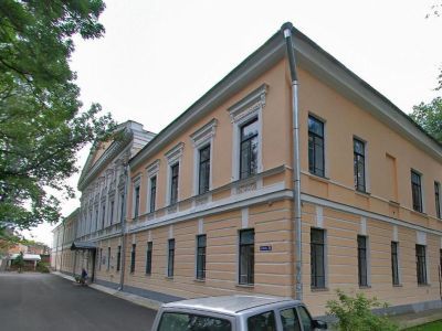 Здание семинарии