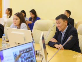 В Якутске отметили День работников дополнительного образования