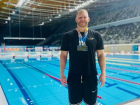 Спортсмен из Якутии завоевал три медали на чемпионате России по плаванию в Казани