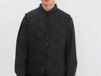 Стёганый утеплённый жилет, Черный