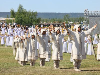 Полторы тысячи человек примут участие в торжественном открытии Ысыаха Олонхо