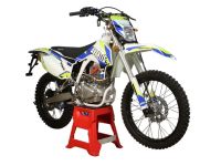 Мотоцикл кроссовый эндуро AVANTIS FX 250 (PR250/172FMM-5, ВОЗД.ОХЛ.) ПТС