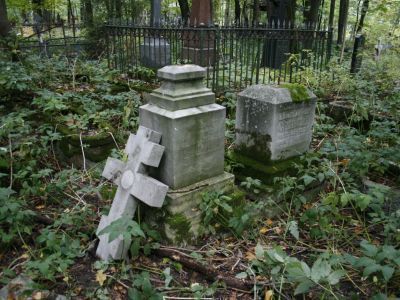 Могила Хвольсона Д.А. (1819-1911), востоковеда