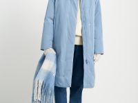 Пуховое пальто с переливающимся эффектом