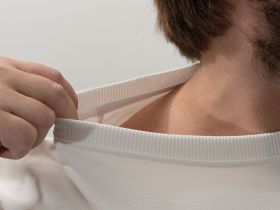 Футболка Ножиков "Рубим с плеча"