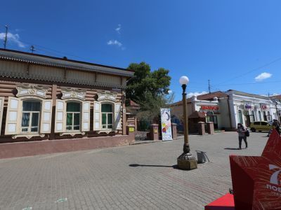 Усадьба Голдобина: главный дом, торговые лавки