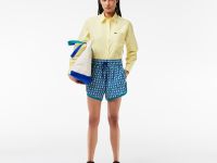 Женские лёгкие шорты Lacoste