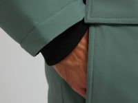 Утепленная куртка с капюшоном