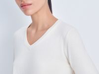 Джемпер с v-образным вырезом