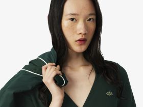 Эластичное хлопковое платье Lacoste