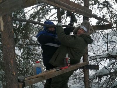 Госинспекторы Дирекции биоресурсов Якутии помогают диким животным зимой