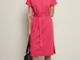 Платье из мерсеризованного хлопка с поясом