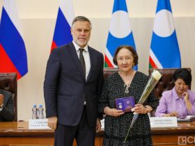 Государственные награды вручили медицинским работникам Якутии