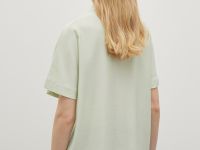 Блузка с коротким рукавом и отложным воротником