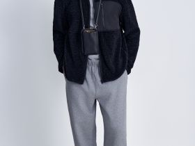 Меховая толстовка на молнии