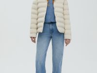 Стеганая куртка приталенного силуэта