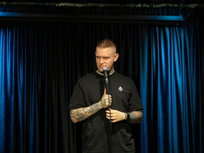 Билеты на Stand-up Shoooooker. Стендап шокер (Pravda Bar) / Стендап | Афиша | ИнфоТаймс
