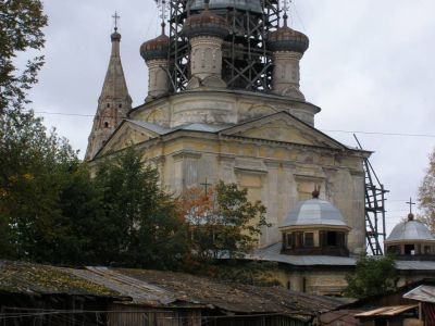 Воскресенская церковь с колокольней, 1689 г.