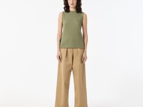 Женская футболка Lacoste приталенного кроя