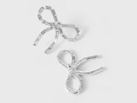 Серебристые серьги-пусеты с бантиками Глория Джинс