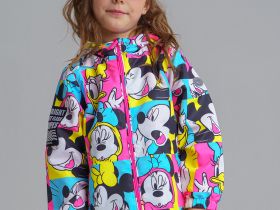 Ветровка  на флисе из мембранной ткани с принтом Disney для девочки