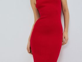 Вязаное платье в рубчик, Красный