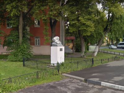 Бюст К.Маркса