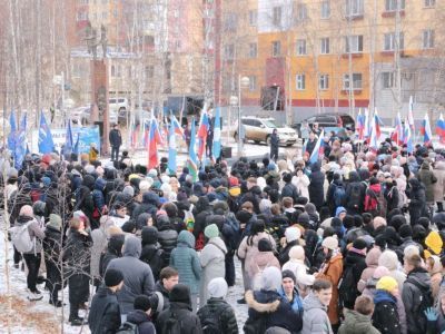 Мы своих не бросаем