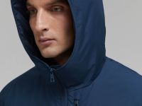 Утепленная куртка с капюшоном