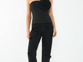 Топ с объёмным декором, Черный